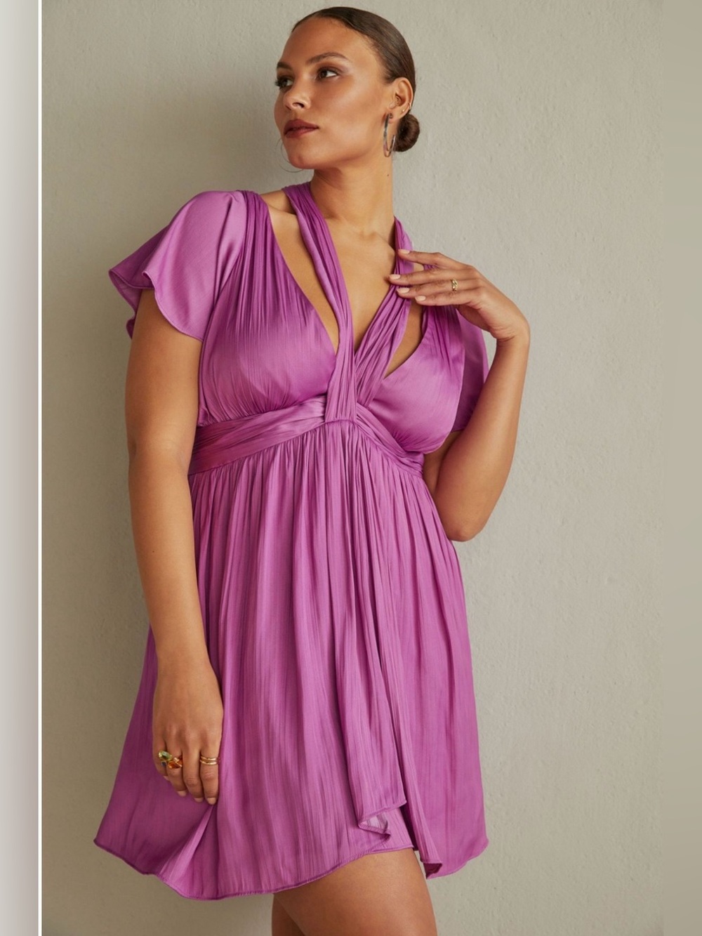 Anthropologie V-Neck Vibrant Mini Dress Feminine Flutter in Purple Size 8